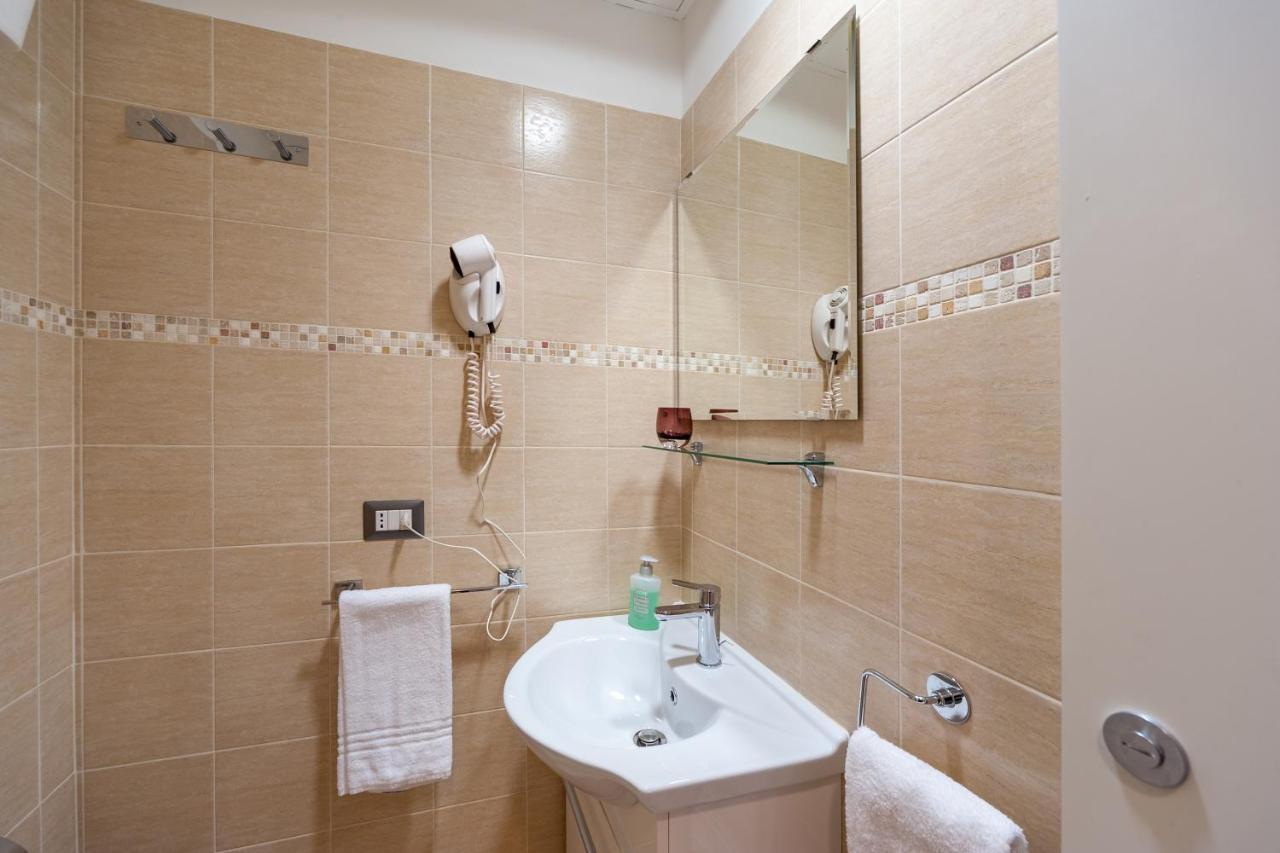 Monticello Via Cavour Gasthof 3*